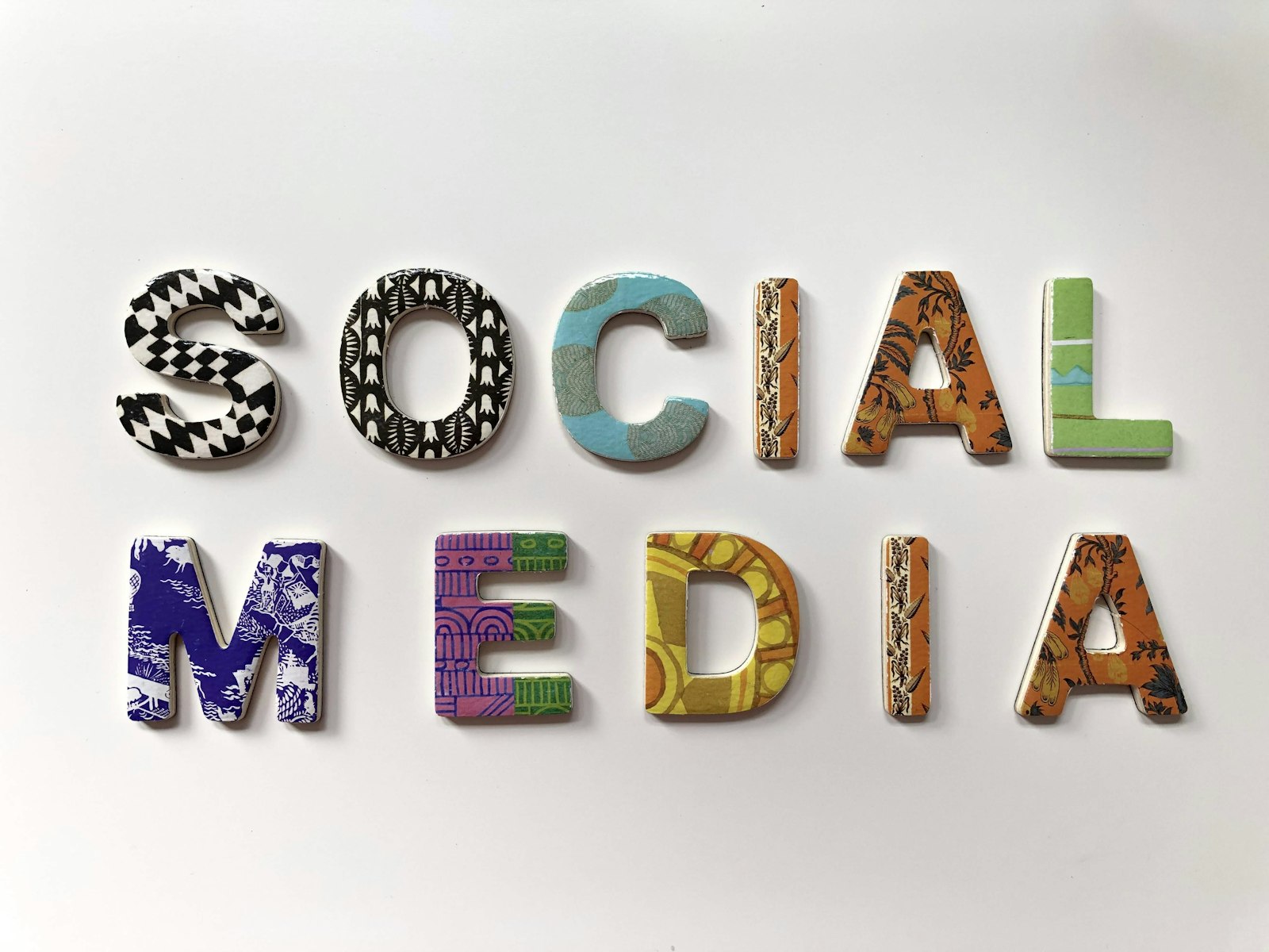 Community manager freelance : comment se lancer et trouver ses clients