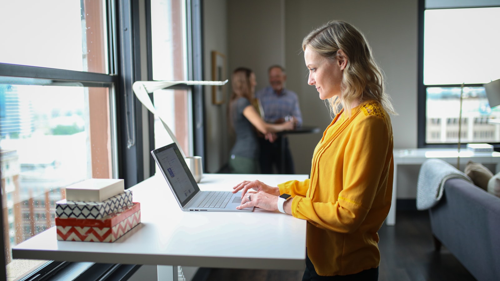 Community manager infopreneur : email + réseaux, le combo gagnant
