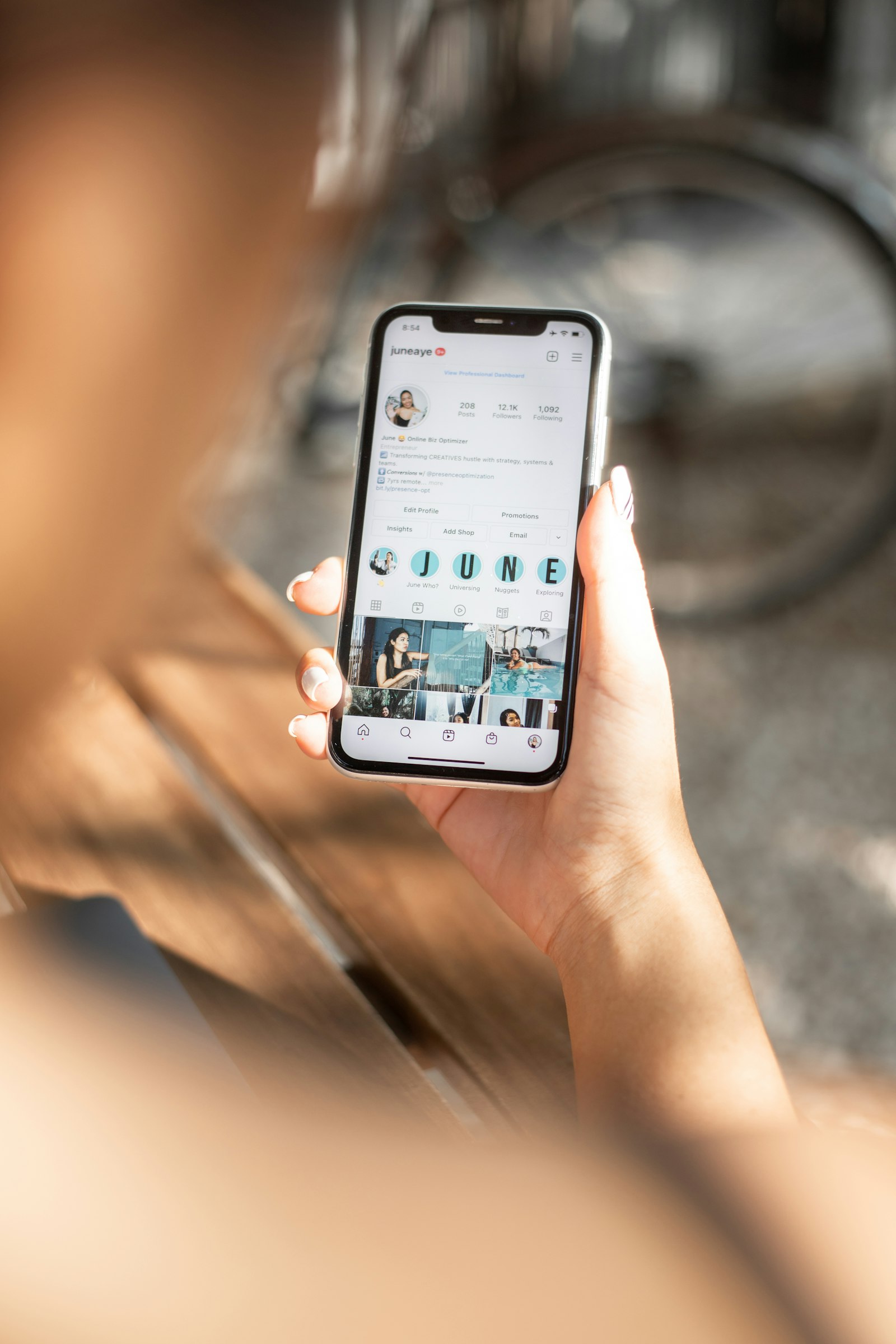 Community manager Instagram : une bio qui convertit les visiteurs
