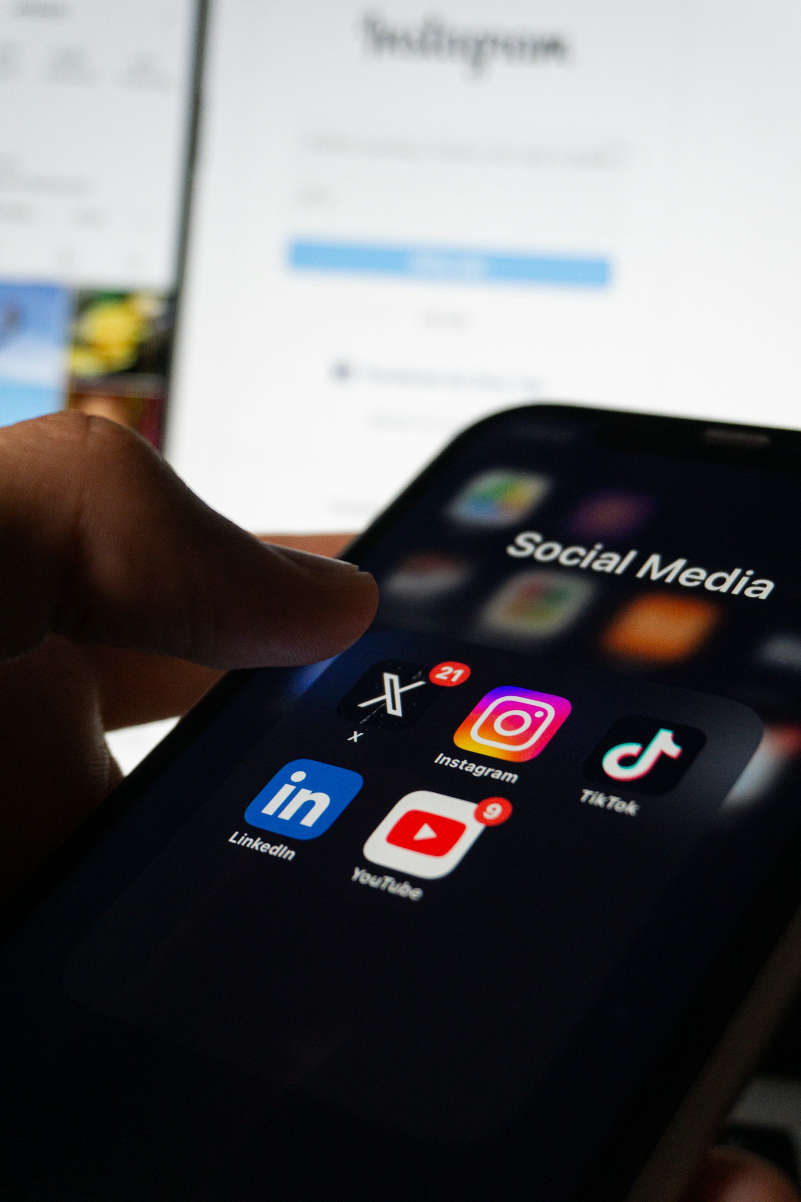 Community manager Instagram : planifier son contenu sans s'épuiser
